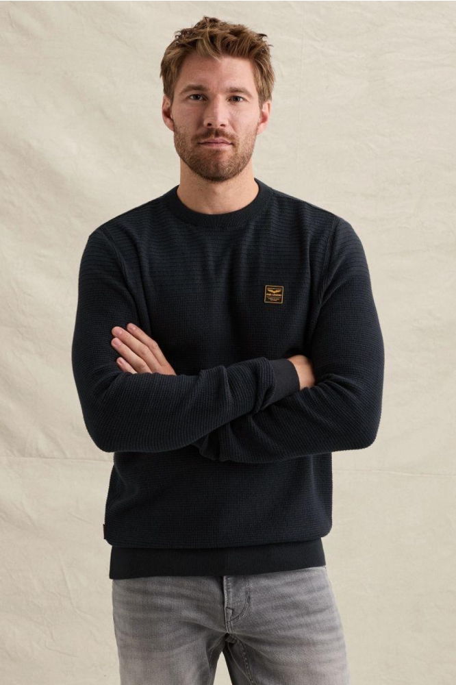 PME legend blauwe heren trui | Model vooraanzicht
