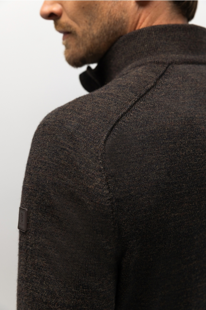 State of Art bruine heren trui | Close up