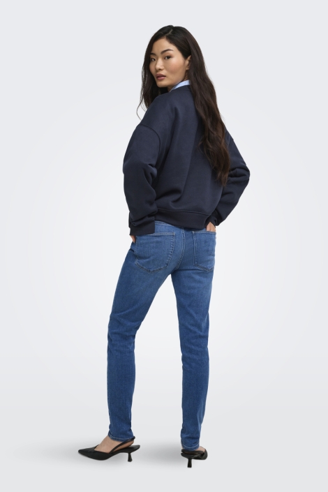 Only blauwe dames sweater | Model