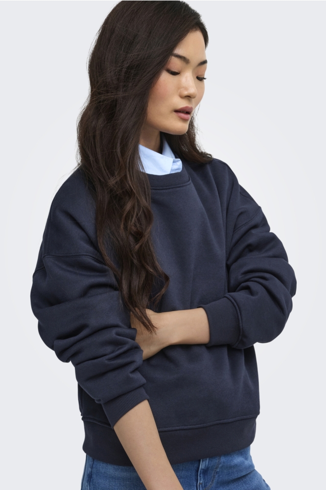 Only blauwe dames sweater | Model vooraanzicht