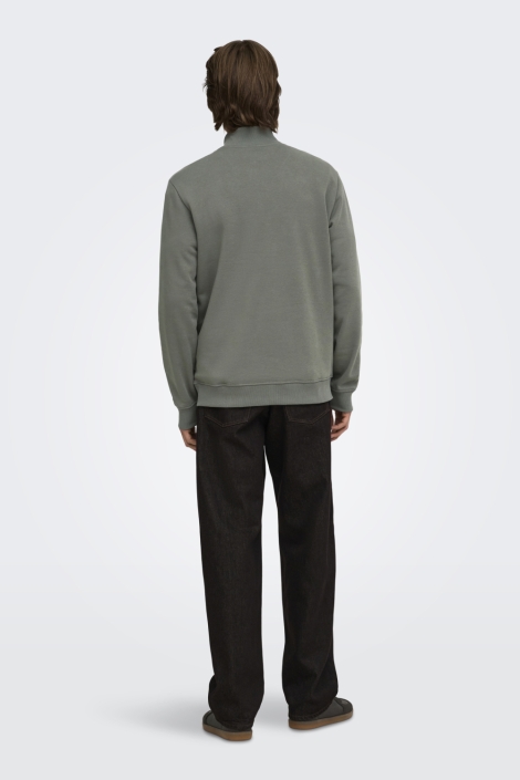 Only & Sons grijze heren sweater | Model