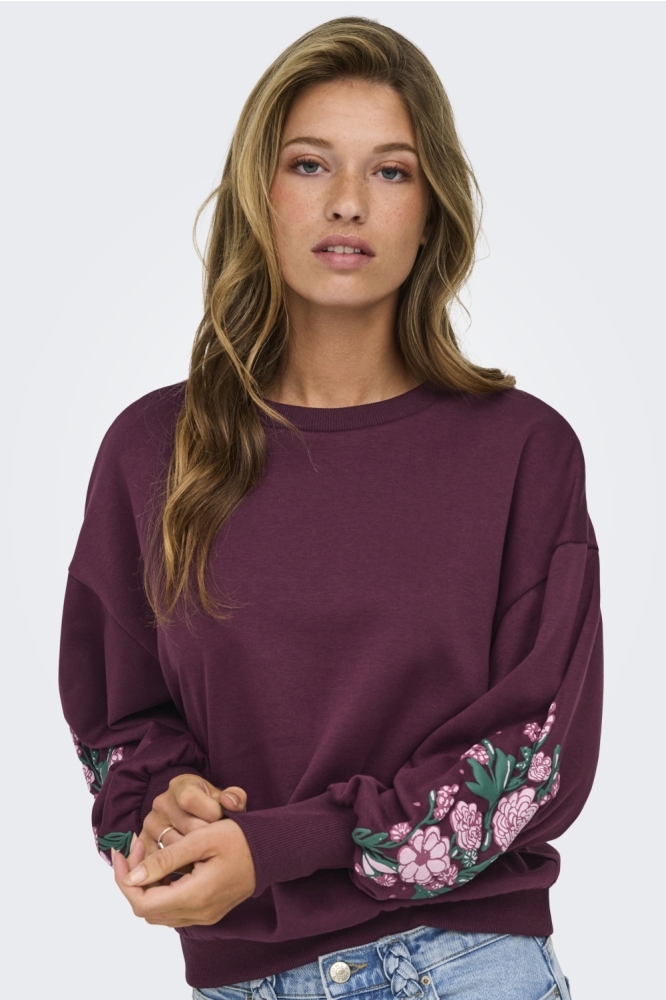 Only bordeaux dames sweater | Model vooraanzicht