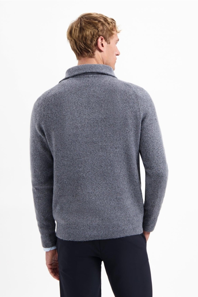 NO-EXCESS blauwe heren trui | Model achteraanzicht