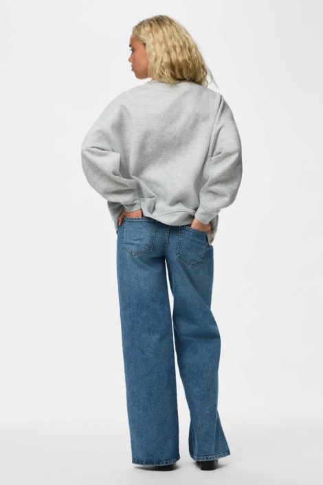 Pieces grijze dames sweater | Model