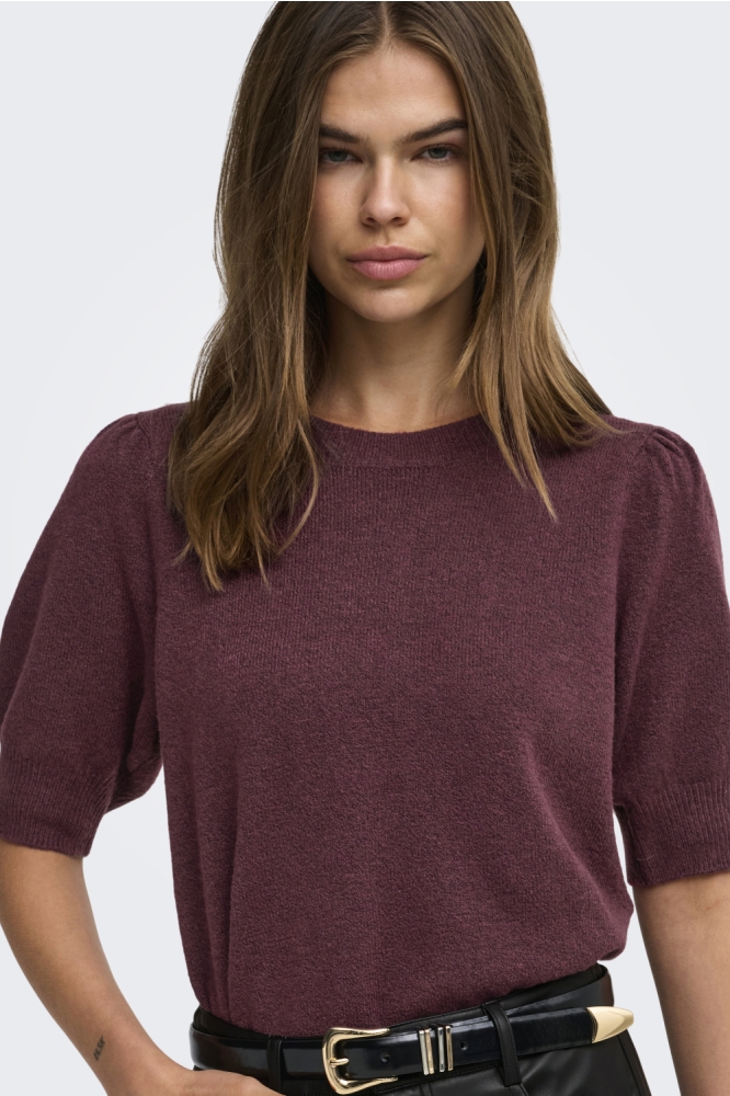 Only bordeaux dames trui | Model vooraanzicht