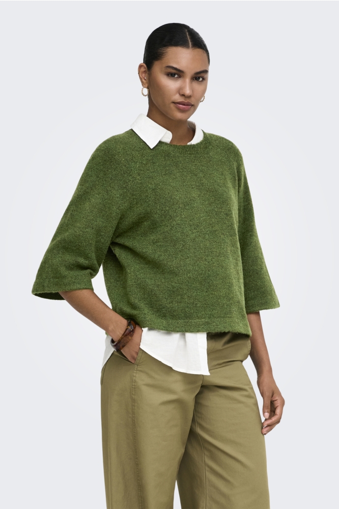 Only groene dames trui | Model vooraanzicht