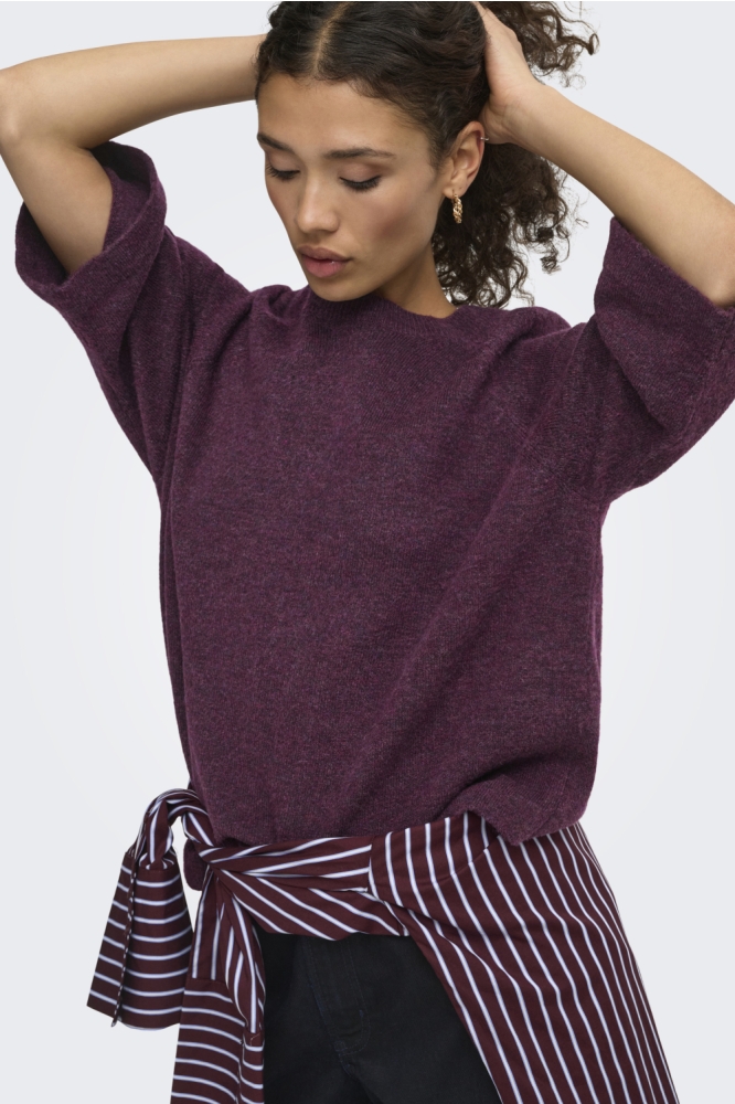 Only bordeaux dames trui | Model vooraanzicht