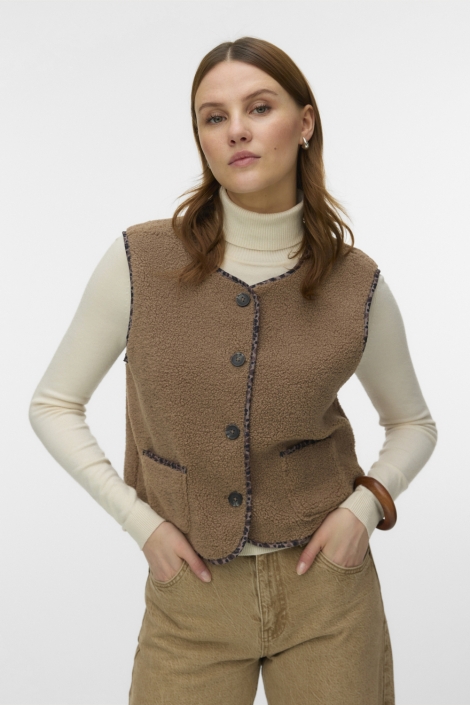 Vero Moda camel dames gilet | Model vooraanzicht
