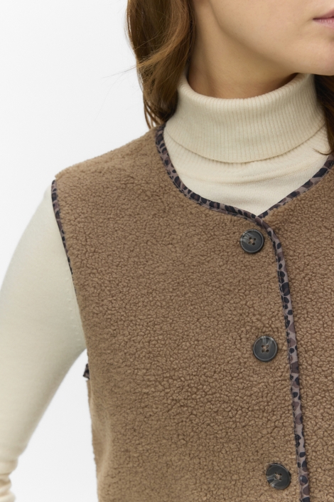 Vero Moda camel dames gilet | Close up