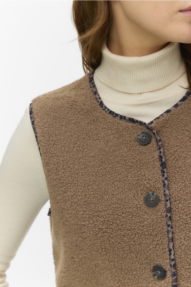 Vero Moda camel dames gilet | Close up