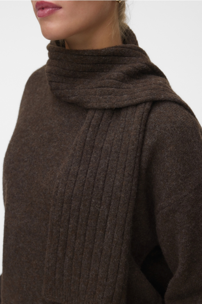 Vero Moda bruine dames trui | Close up