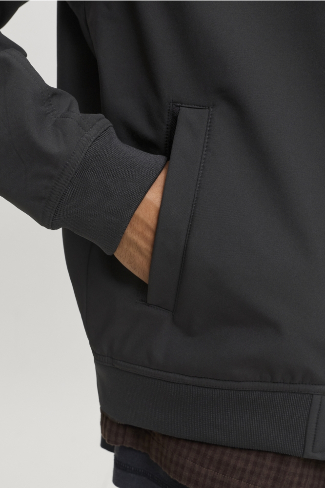 Jack & Jones zwarte heren jas | Close up