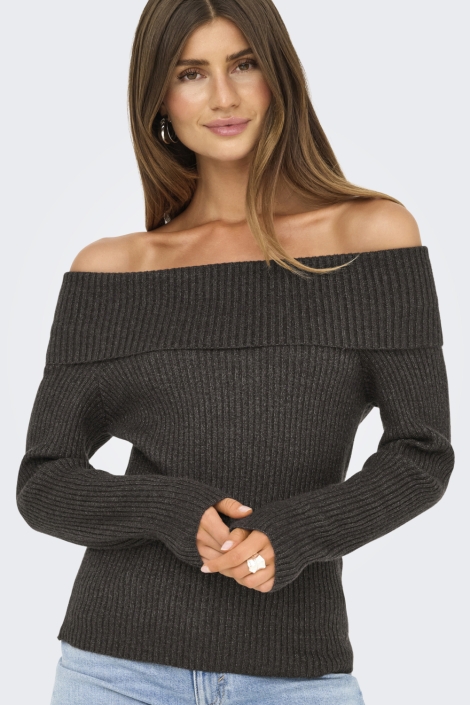 Only bruine dames trui | Model vooraanzicht