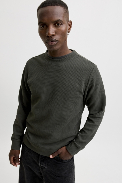 Jack & Jones groene heren sweater | Model vooraanzicht