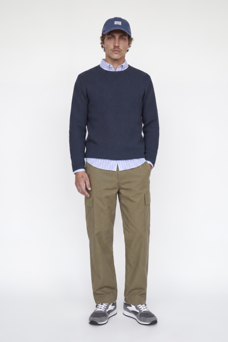 Jack & Jones blauwe heren trui | Model vooraanzicht