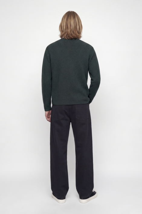 Jack & Jones groene heren trui | Model achteraanzicht