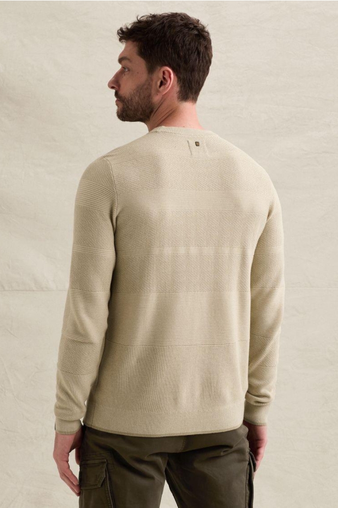 PME legend beige heren trui | Model achteraanzicht