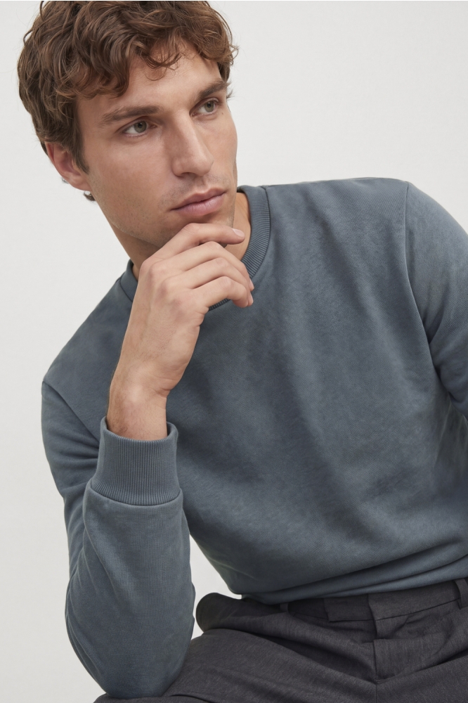 Jack & Jones blauwe heren sweater | Model