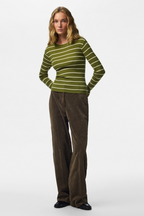 Pieces groene dames trui | Model