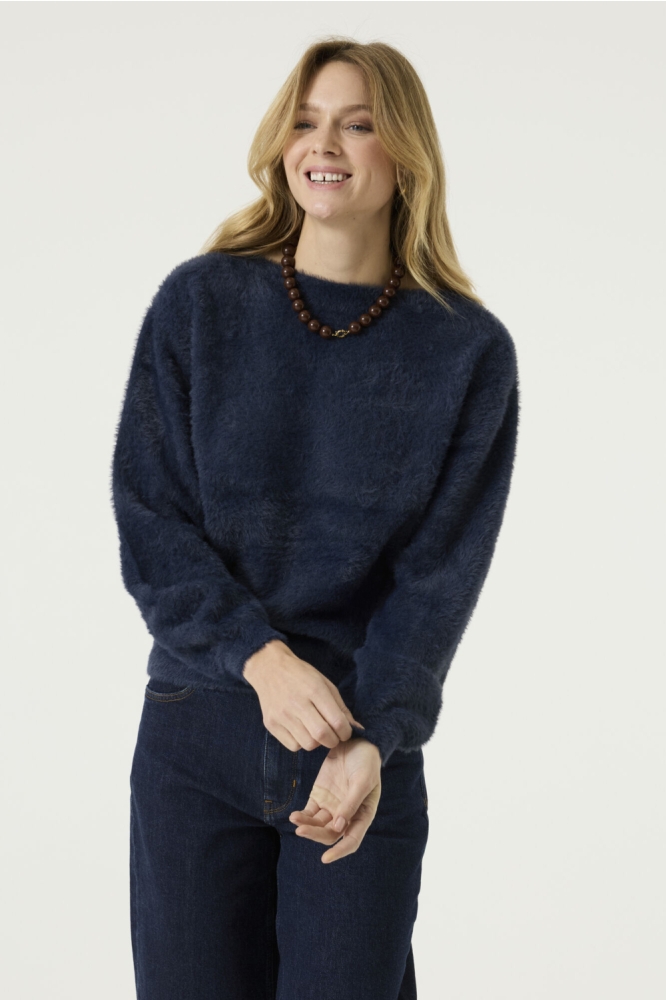 Garcia blauwe dames trui | Model vooraanzicht