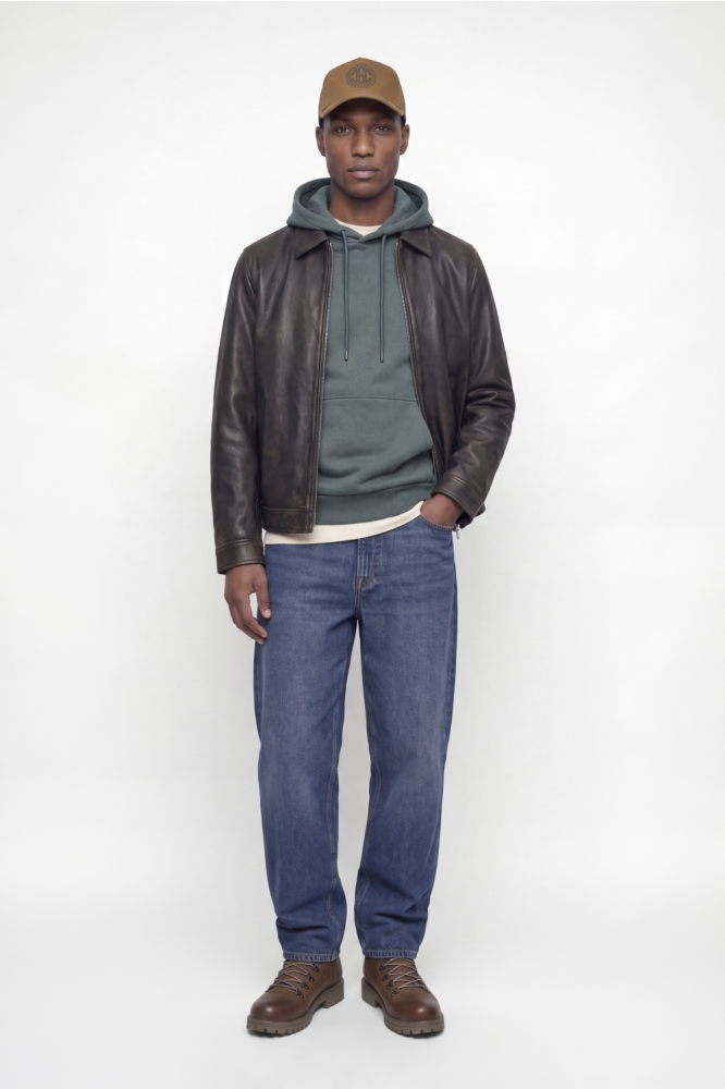 Jack & Jones blauwe heren sweater | Model vooraanzicht