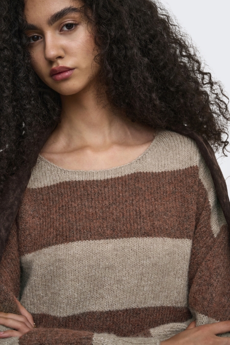Only camel dames trui | Close up