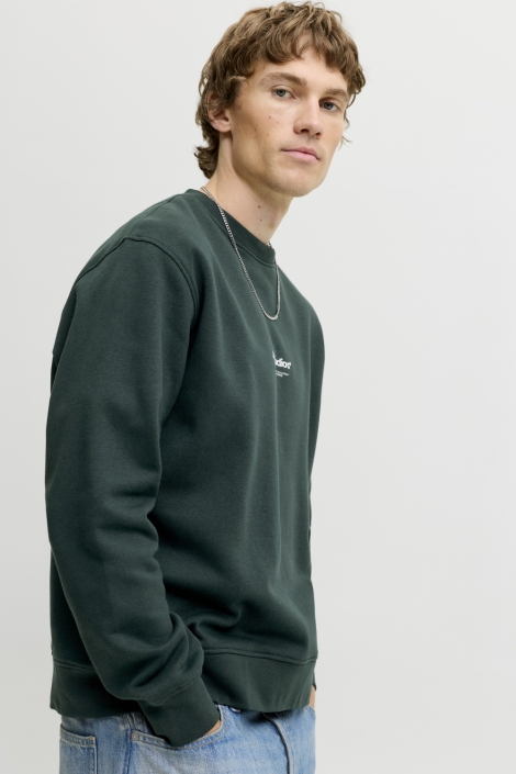 Jack & Jones groene heren sweater | Model zijaanzicht