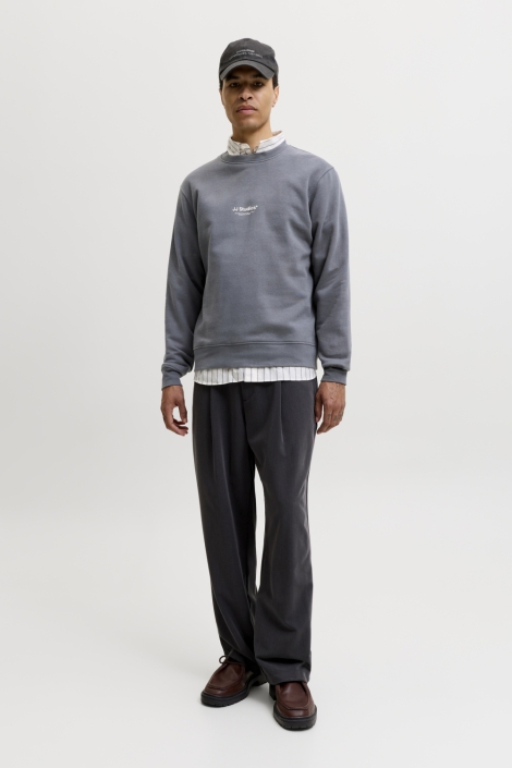 Jack & Jones blauwe heren sweater | Model vooraanzicht