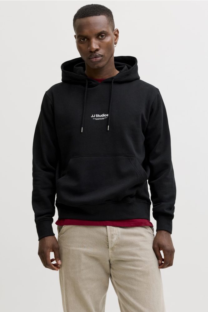 Jack & Jones zwarte heren sweater | Model vooraanzicht