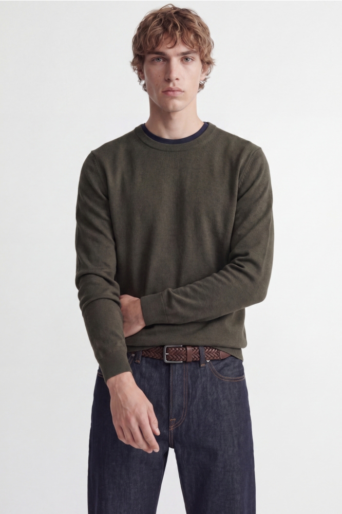 Jack & Jones groene heren trui | Model vooraanzicht
