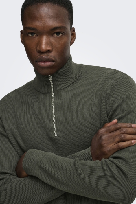 Only & Sons groene heren trui | Close up