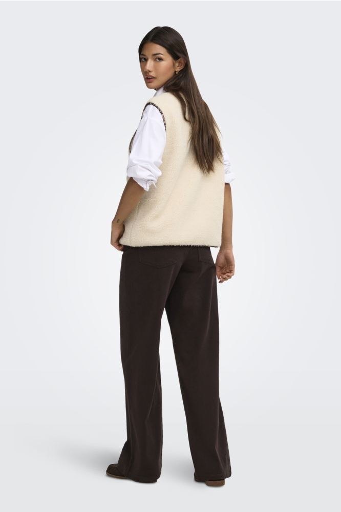 Only beige dames gilet | Model