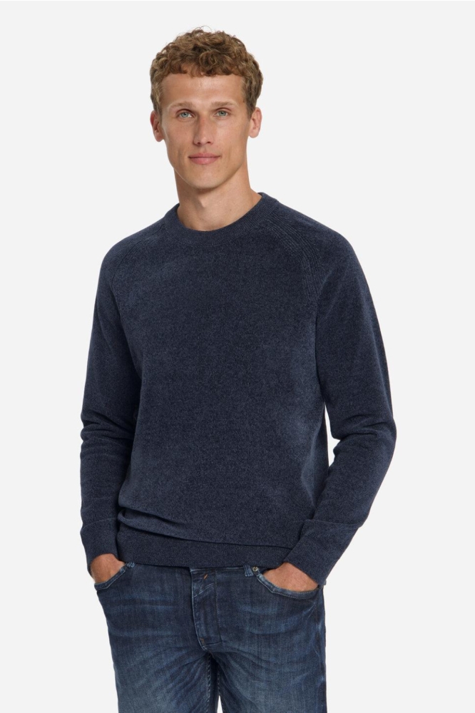 NO-EXCESS blauwe heren trui | Model