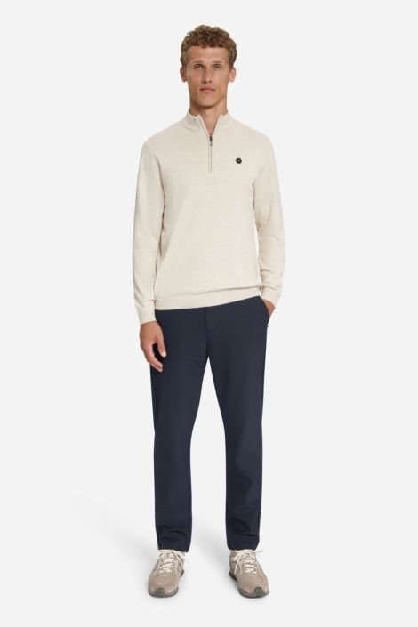 NO-EXCESS beige heren trui | Model vooraanzicht