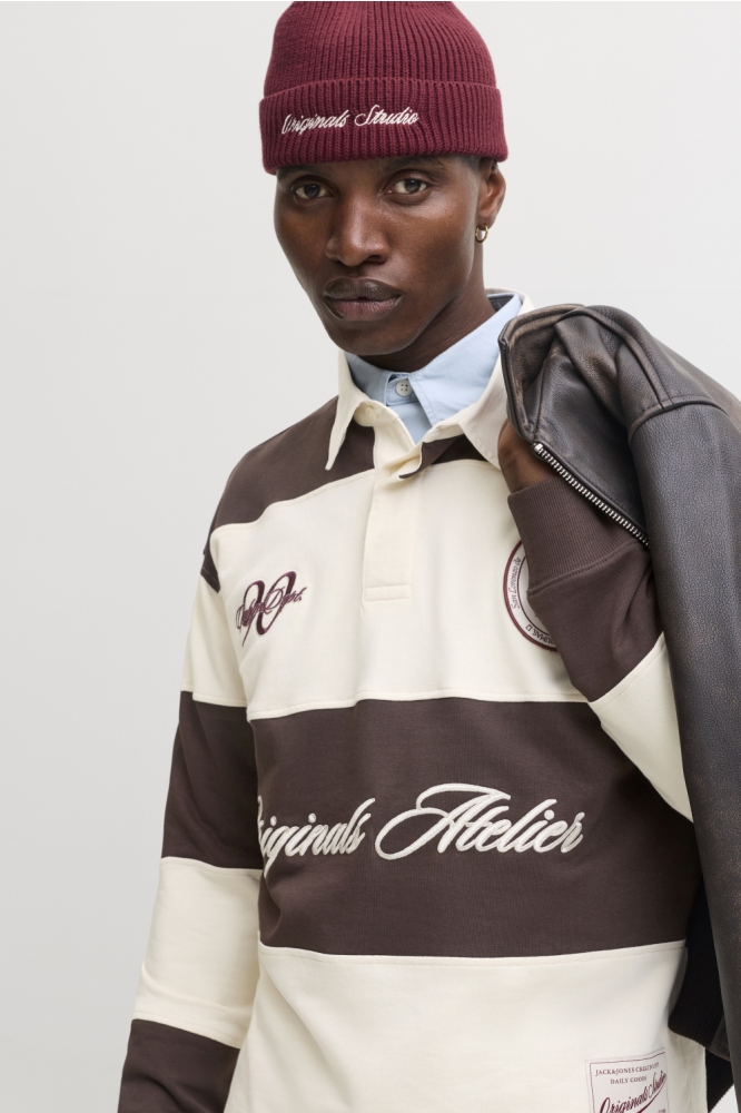 Jack & Jones bruine heren polo | Model zijaanzicht