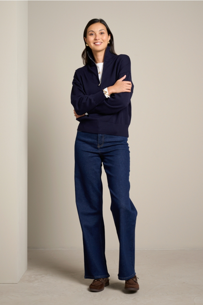 LolaLiza blauwe dames trui | Model