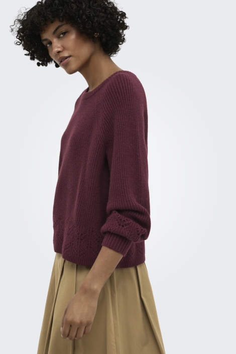 Only bordeaux dames trui | Model zijaanzicht