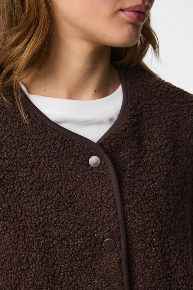 Pieces bruine dames gilet | Close up