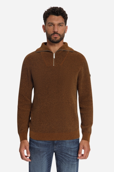 NO-EXCESS camel heren trui | Model vooraanzicht