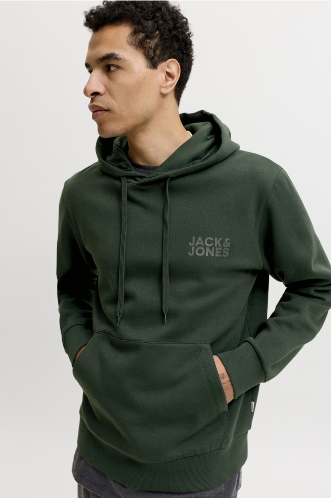 Jack & Jones groene heren sweater | Model zijaanzicht