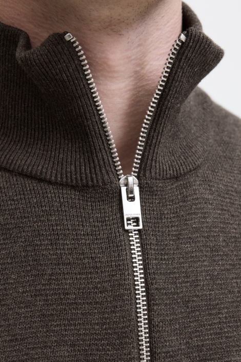Jack & Jones bruine heren trui | Close up