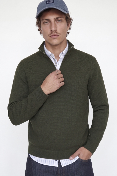 Jack & Jones groene heren trui | Model vooraanzicht