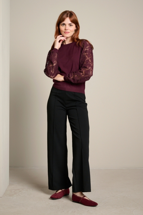 LolaLiza bordeaux dames trui | Model