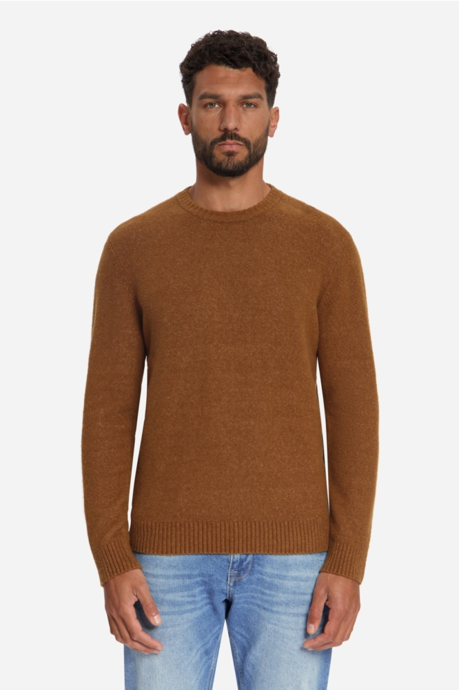 NO-EXCESS camel heren trui | Model vooraanzicht