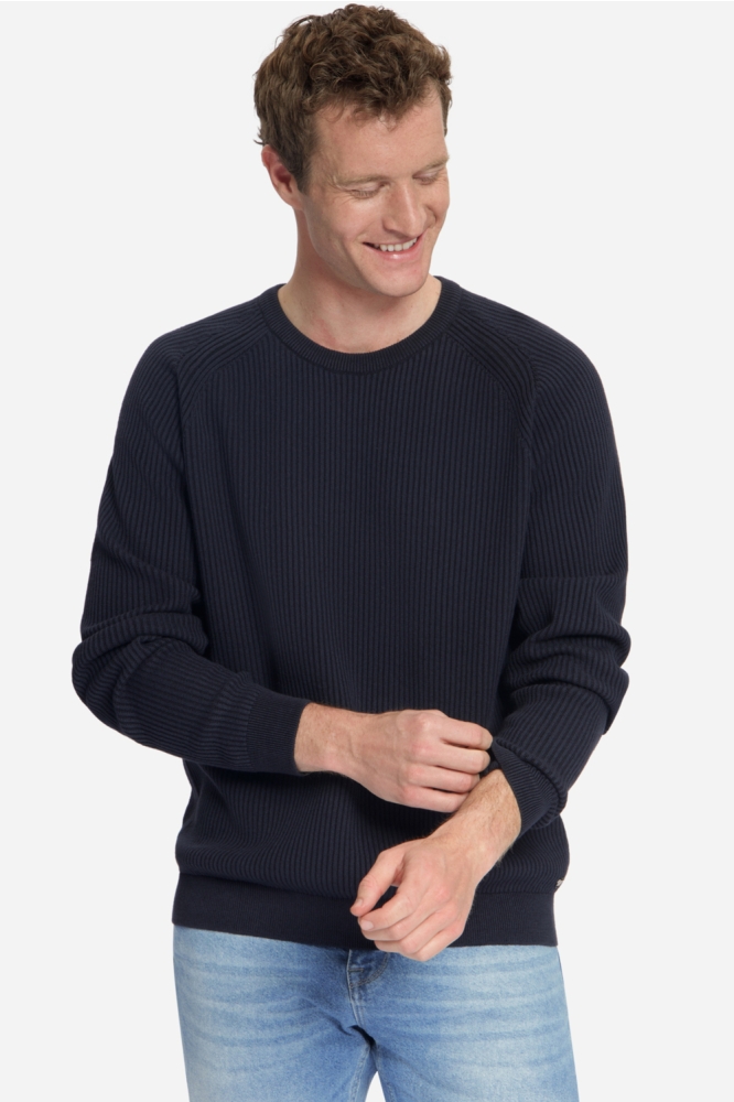 NO-EXCESS blauwe heren trui | Model vooraanzicht