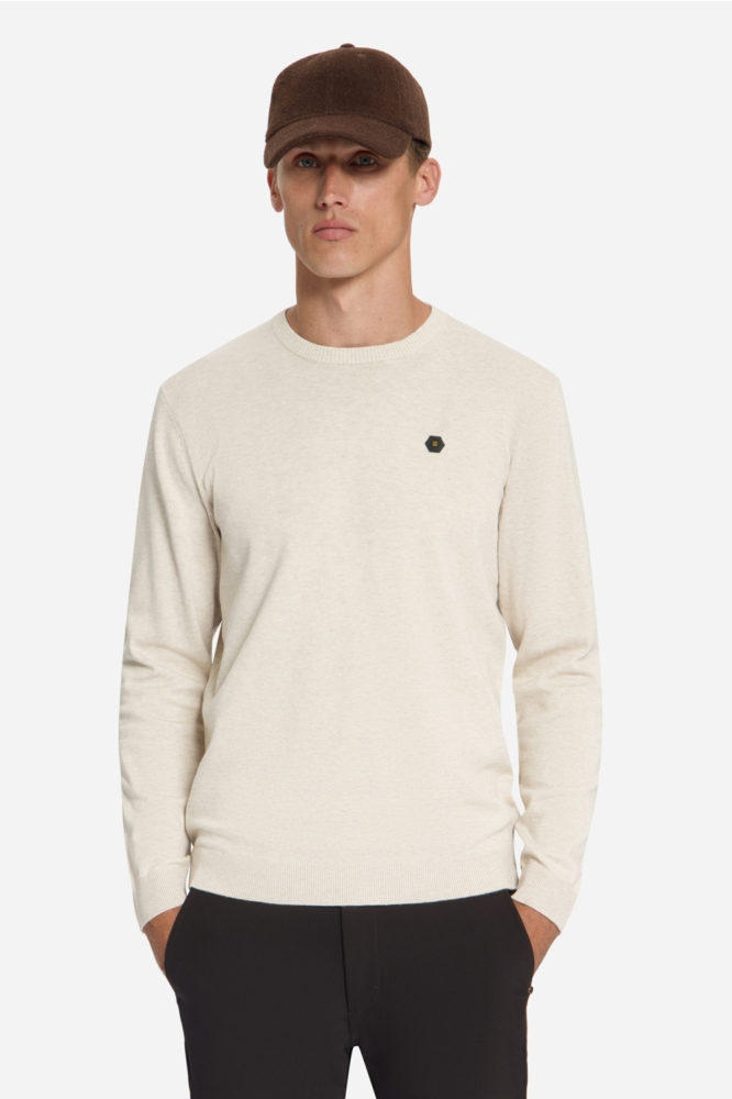 NO-EXCESS beige heren trui | Model vooraanzicht