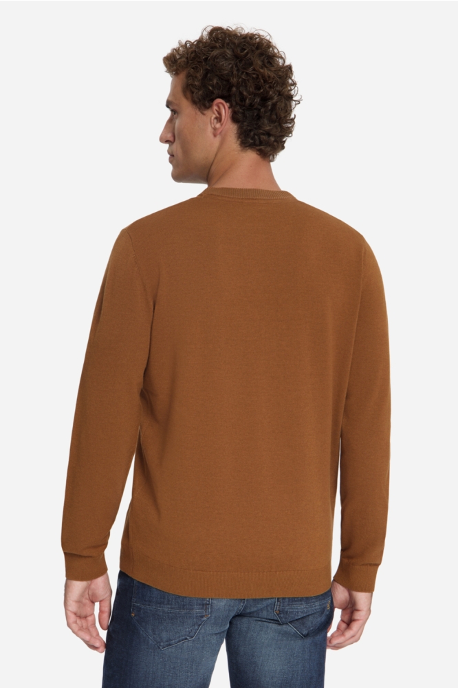 NO-EXCESS camel heren trui | Model achteraanzicht