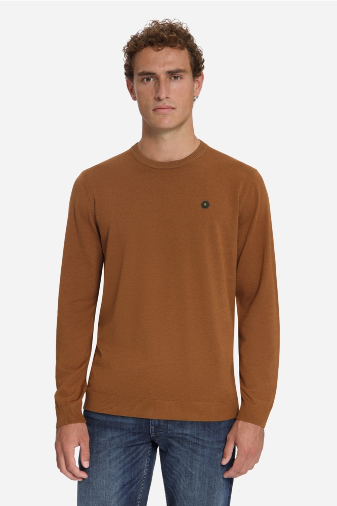NO-EXCESS camel heren trui | Model vooraanzicht