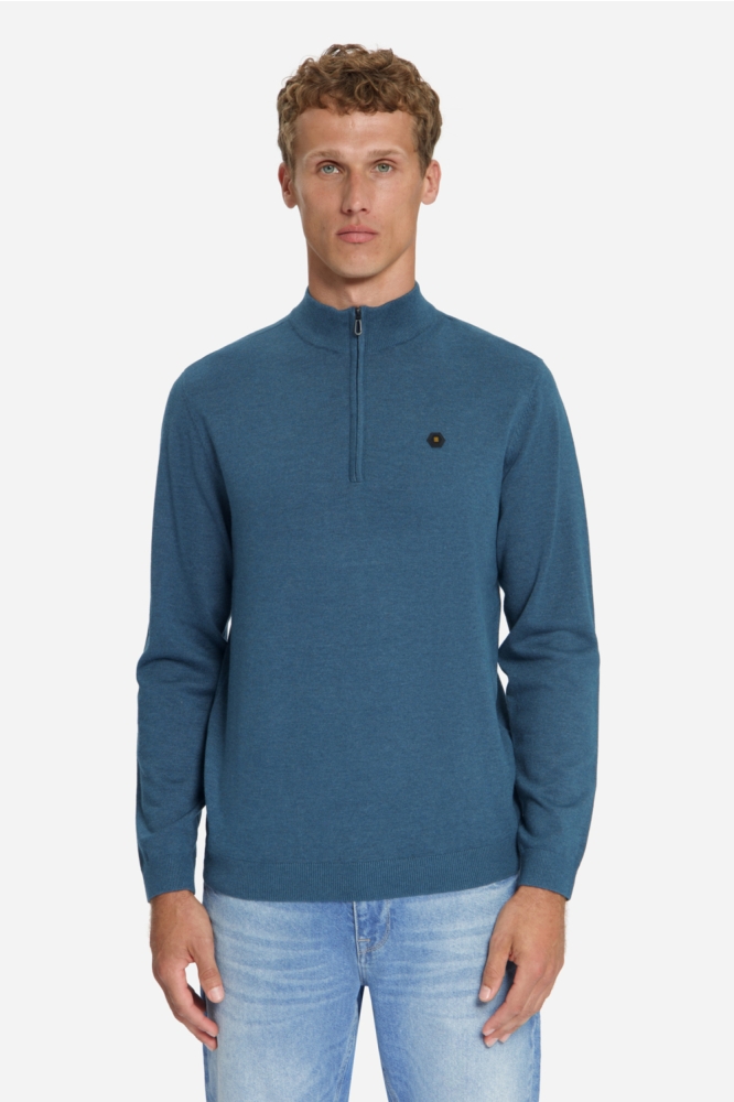 NO-EXCESS blauwe heren trui | Model vooraanzicht