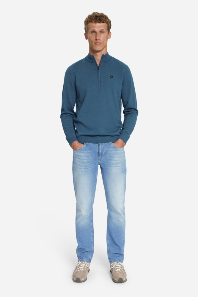 NO-EXCESS blauwe heren trui | Model
